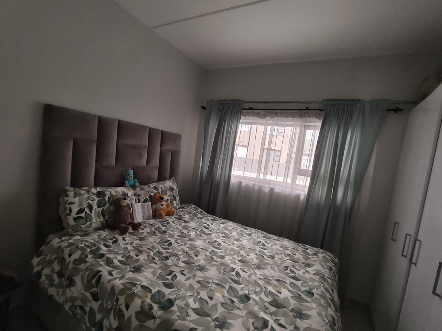 property-image