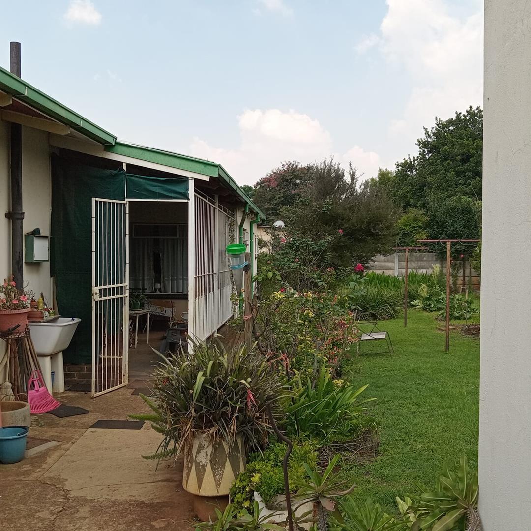 4 Bedroom House in Silverton For Sale R1,350,000 2212662