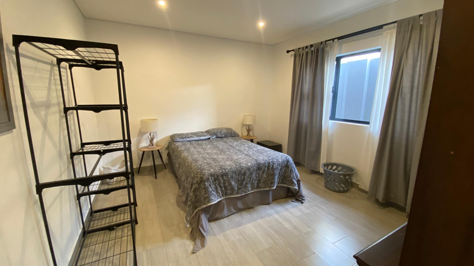 Elisenheim House for Sale 3 Beds, Study, Modern Kitchen, Patio with BBQ, Double Garage 2230884