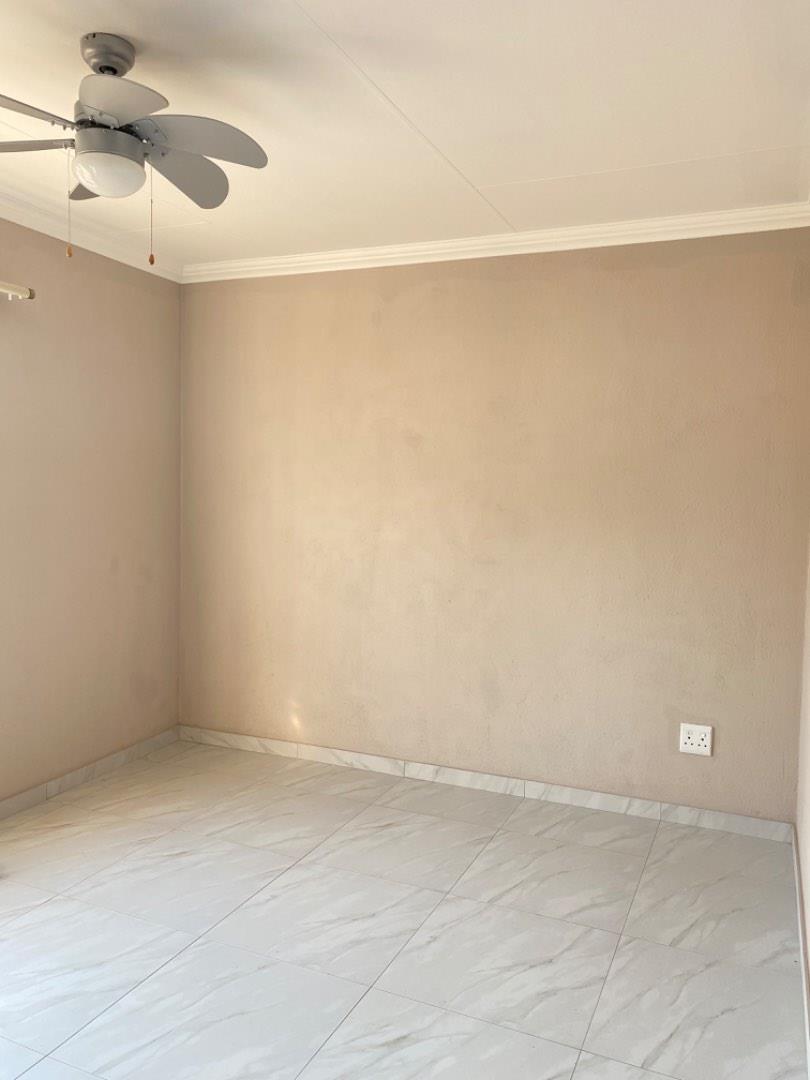 Nelspruit House For Sale in Drum Rock, Nelspruit was listed for R3