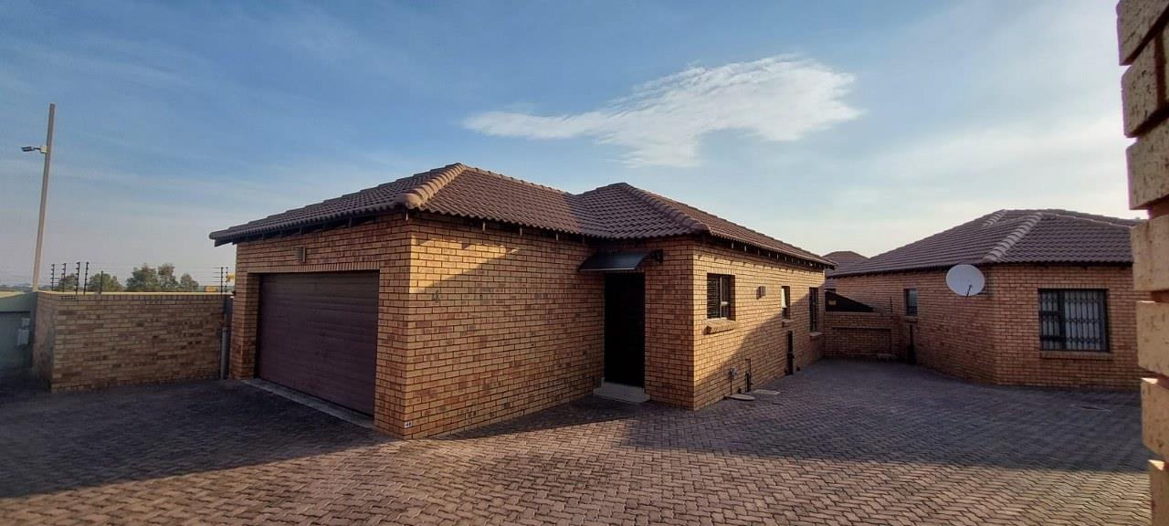 South Crest Property property and houses to rent in South Crest