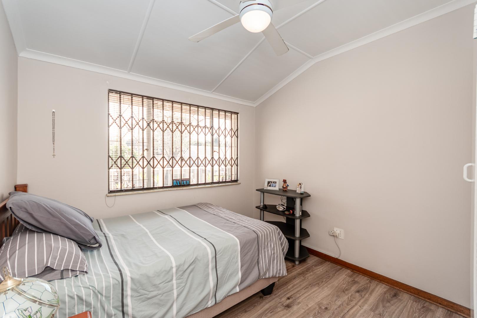 5 Bedroom House in Hazeldene, Germiston Sold for R 2,150,000 2060397