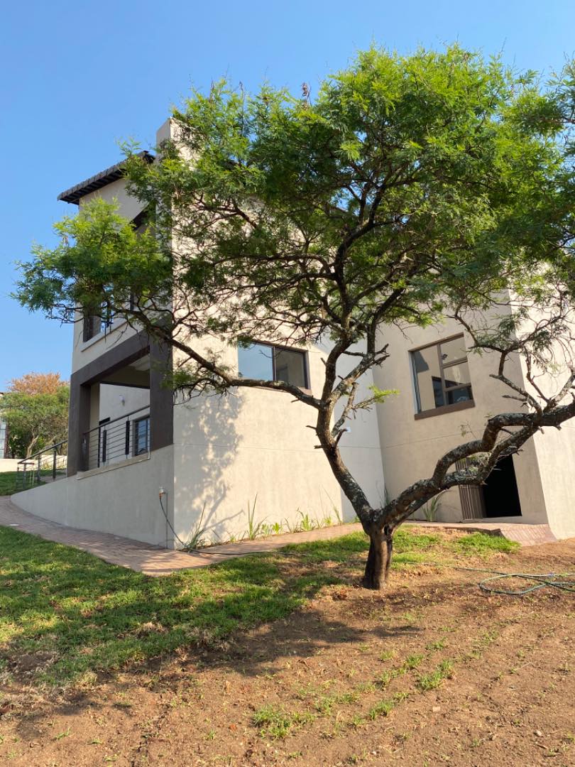 Nelspruit House For Sale in Drum Rock, Nelspruit was listed for R3