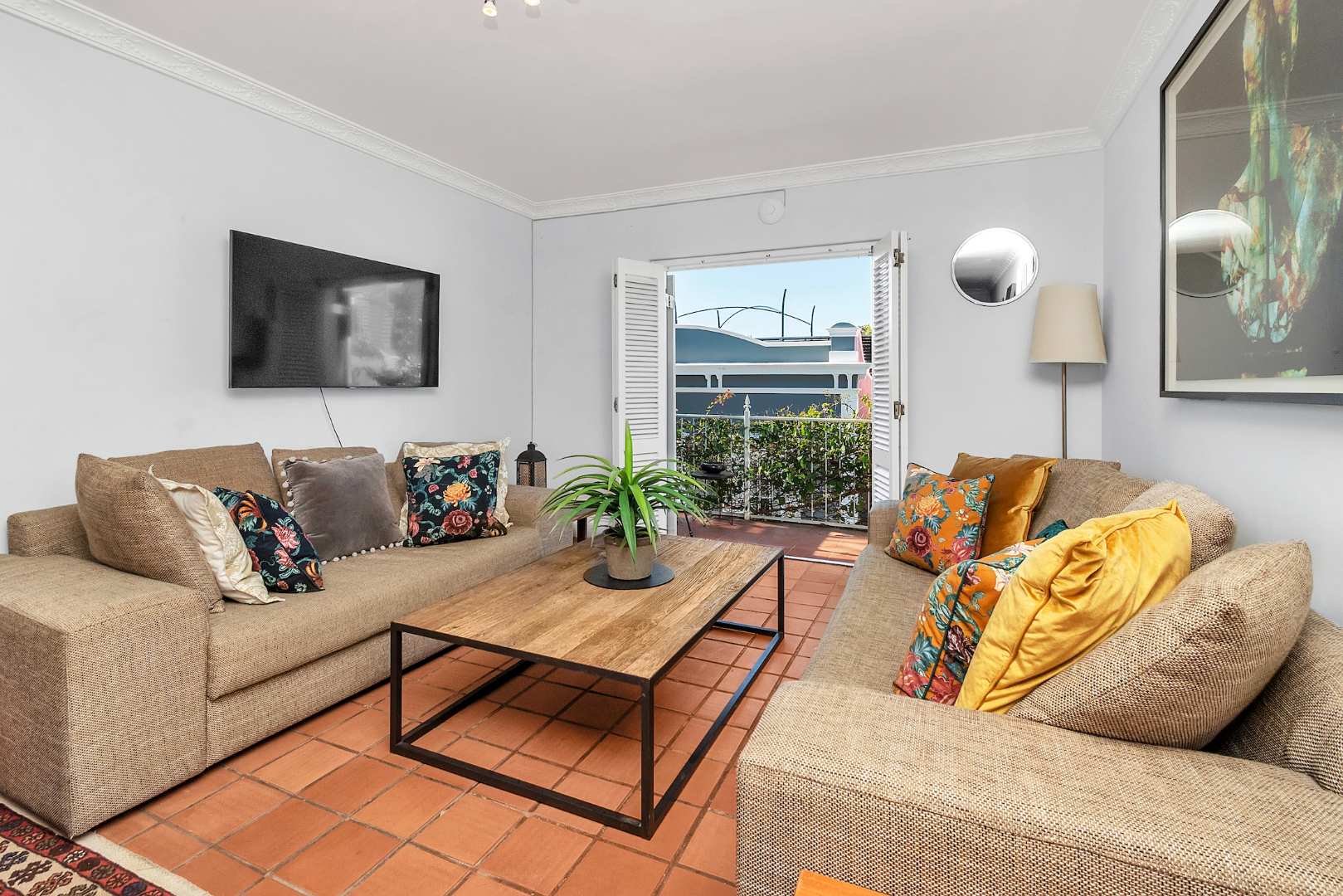 3 Bedroom House in De Waterkant For Sale R7,250,000 2202213