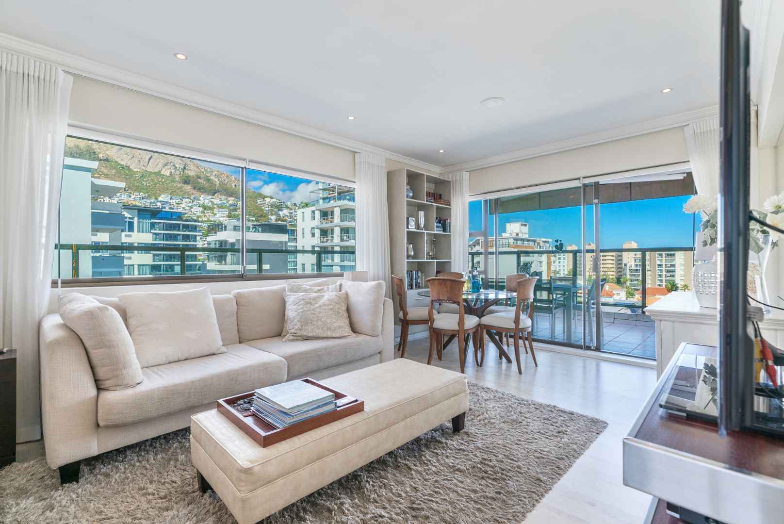 Sea Point Apartment For Sale in Sea Point, Cape Town was listed for