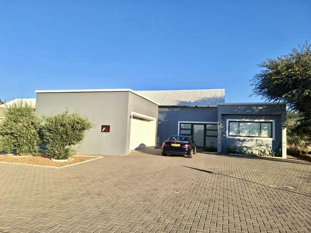 For Sale 4Bedroom House in Omeya Golf Estate with Pool, Patio, and