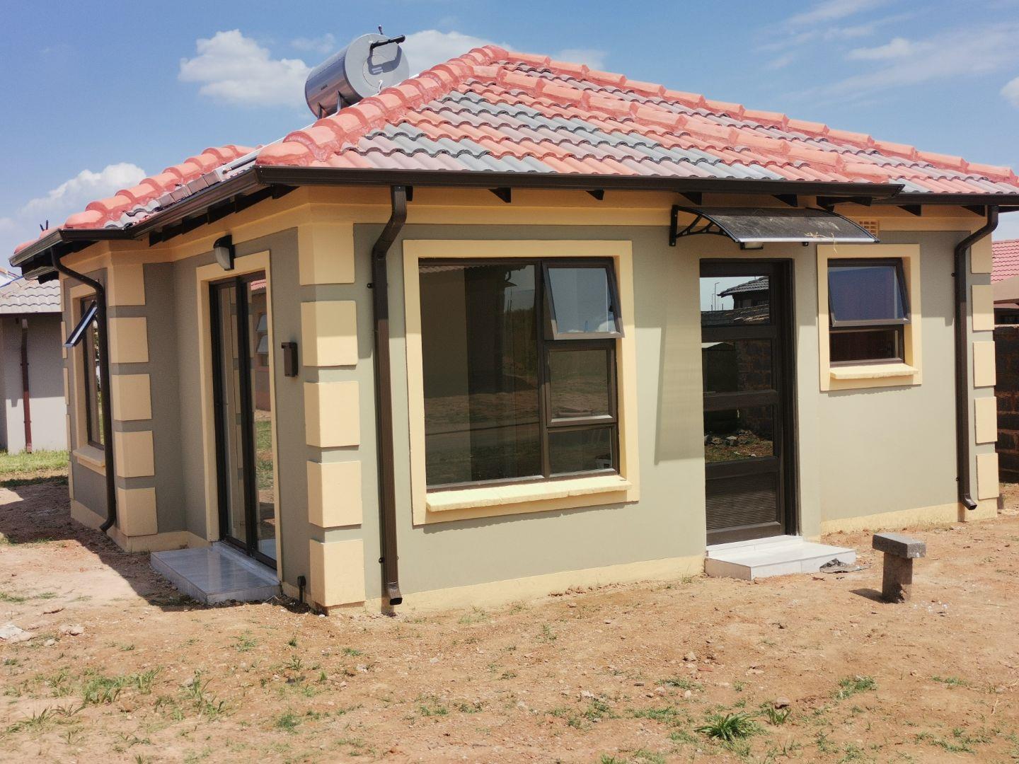 2 Bedroom House in Sharon Park For Sale R670,000 2099262