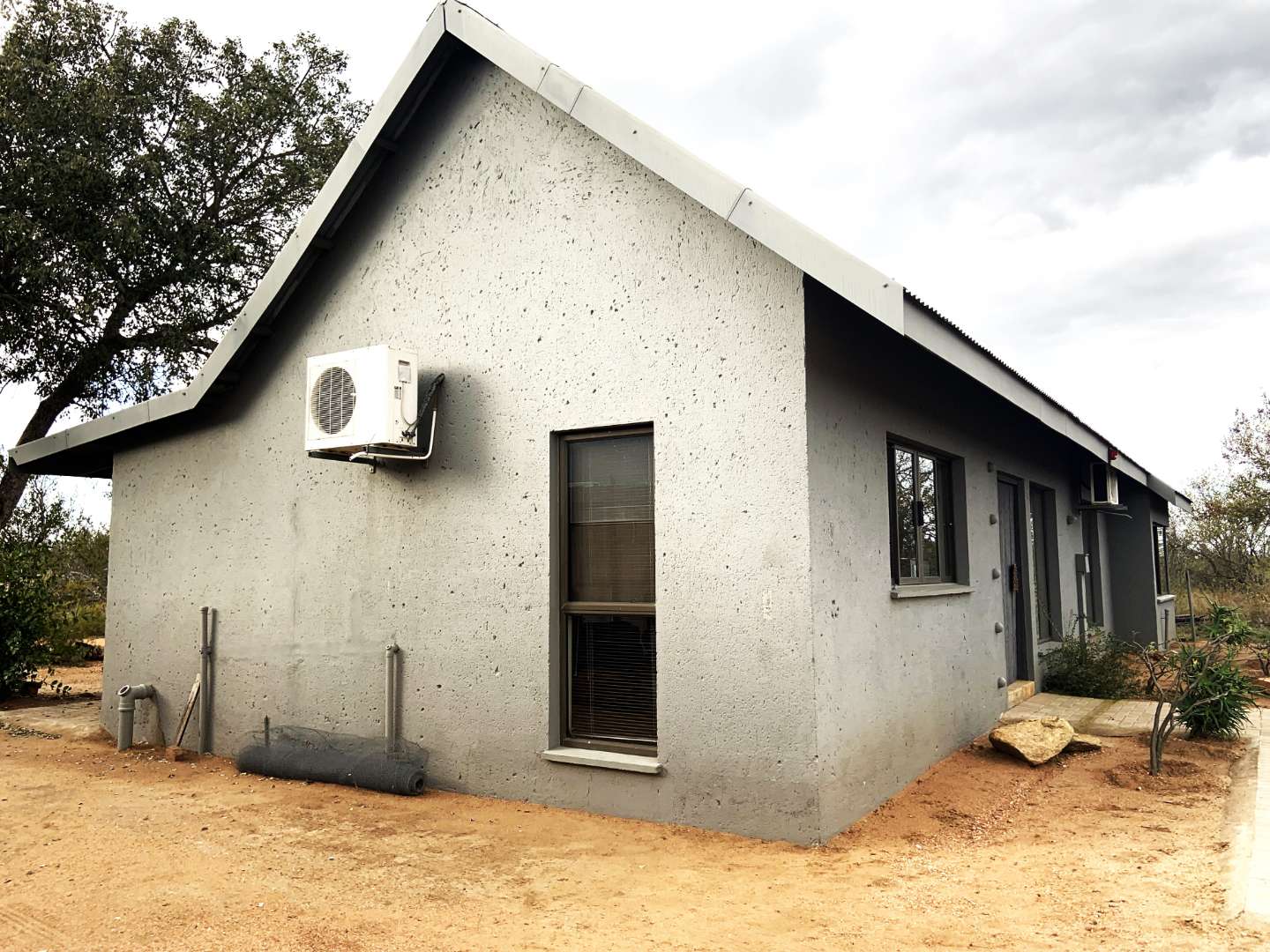 4 Bedroom House in Mahlathini Private Game Reserve For Sale R3,850,000