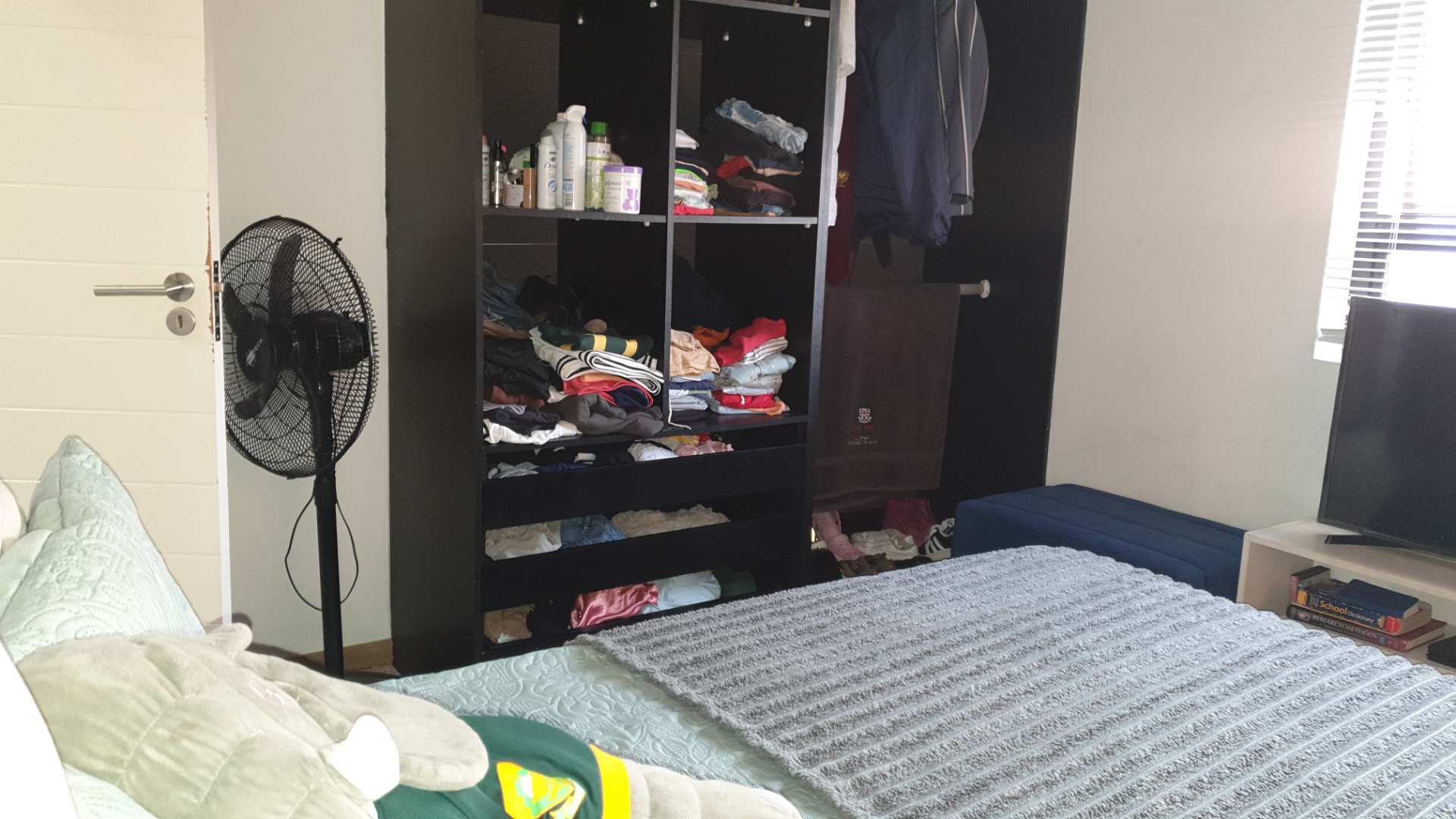 property-image