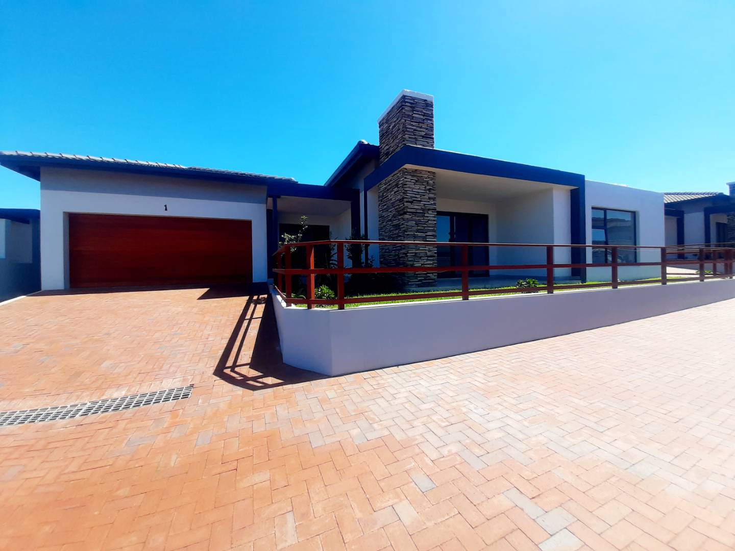 Stylish New Houses For Sale in Palm Lakes Estates No Transfer Duty