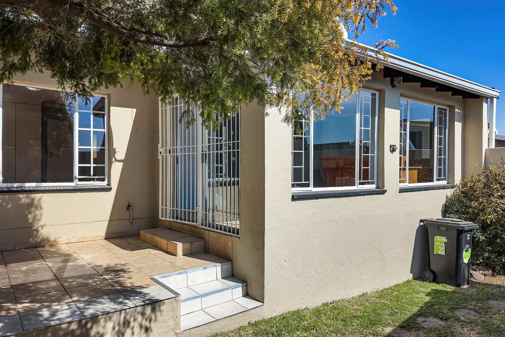 property-image