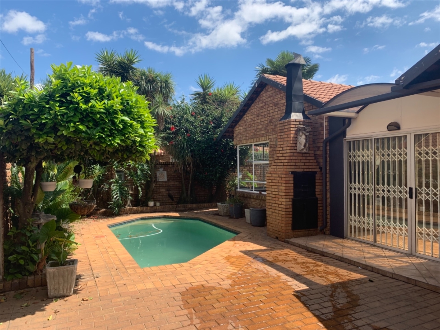 Farrarmere, Benoni properties and houses to rent 1 to 2 of 2 MyProperty