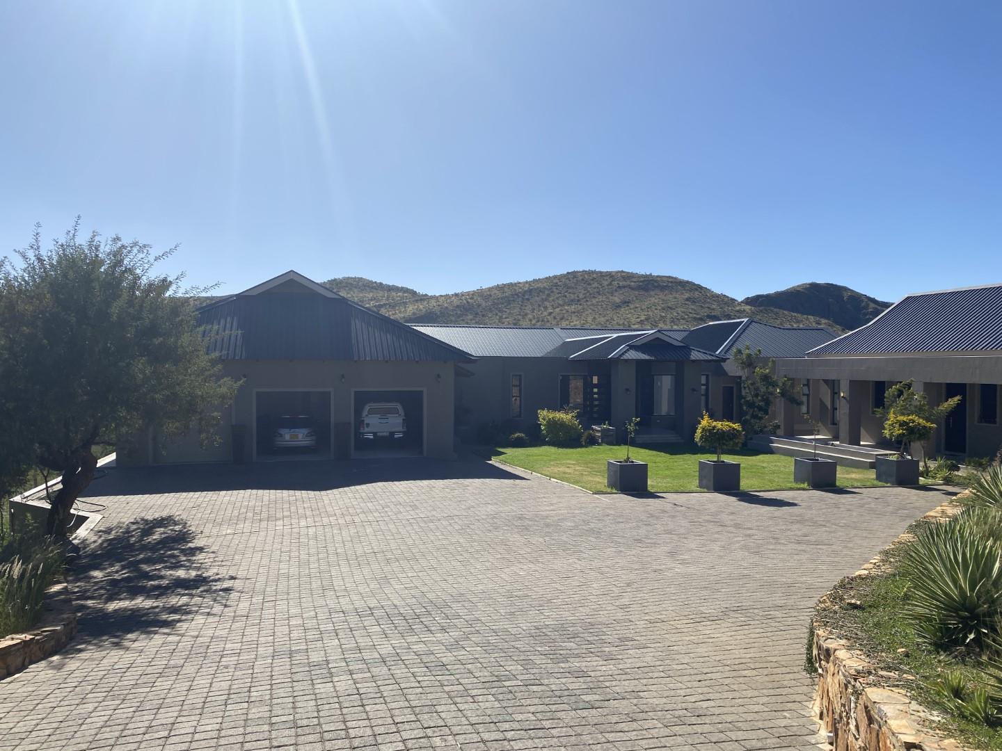 Regenstein Estate House for Sale 5BR/5BA, scenic views, outdoor oasis