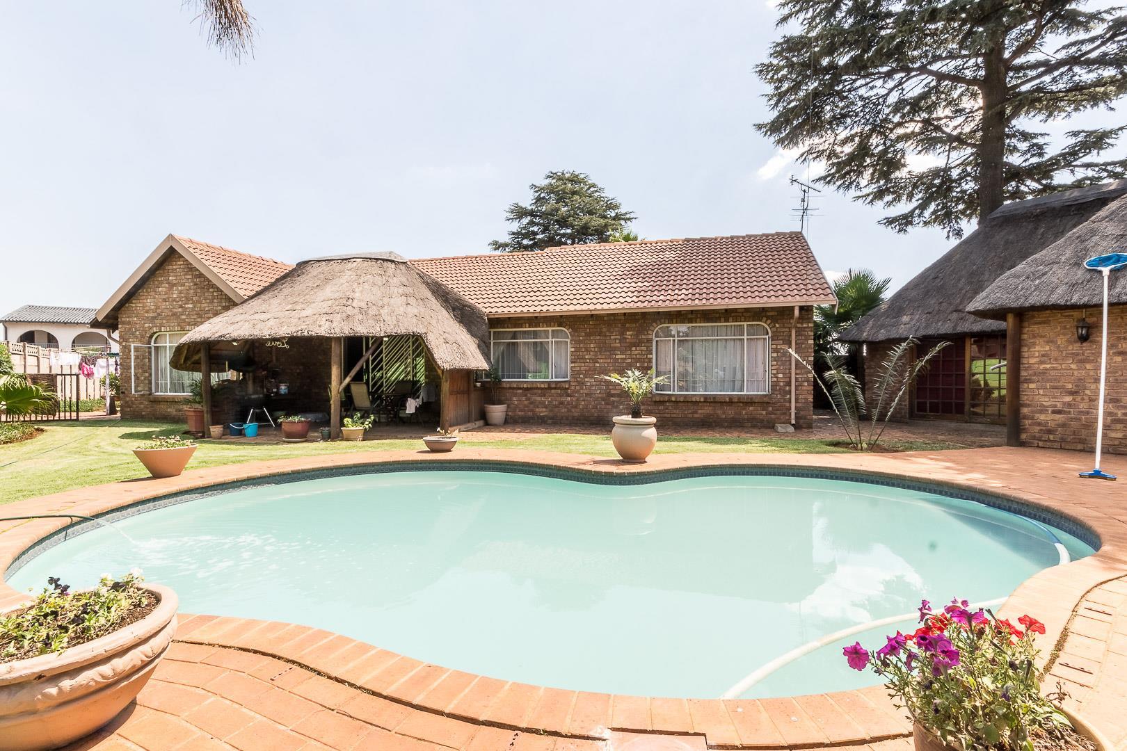 Bardene, Boksburg properties and houses for sale 1 to 19 of 19