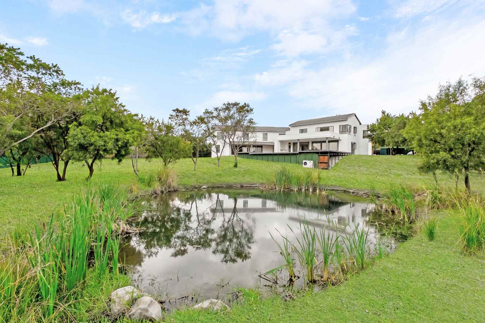 8 Bedroom House in Beaulieu For Sale R9,350,000 2027866