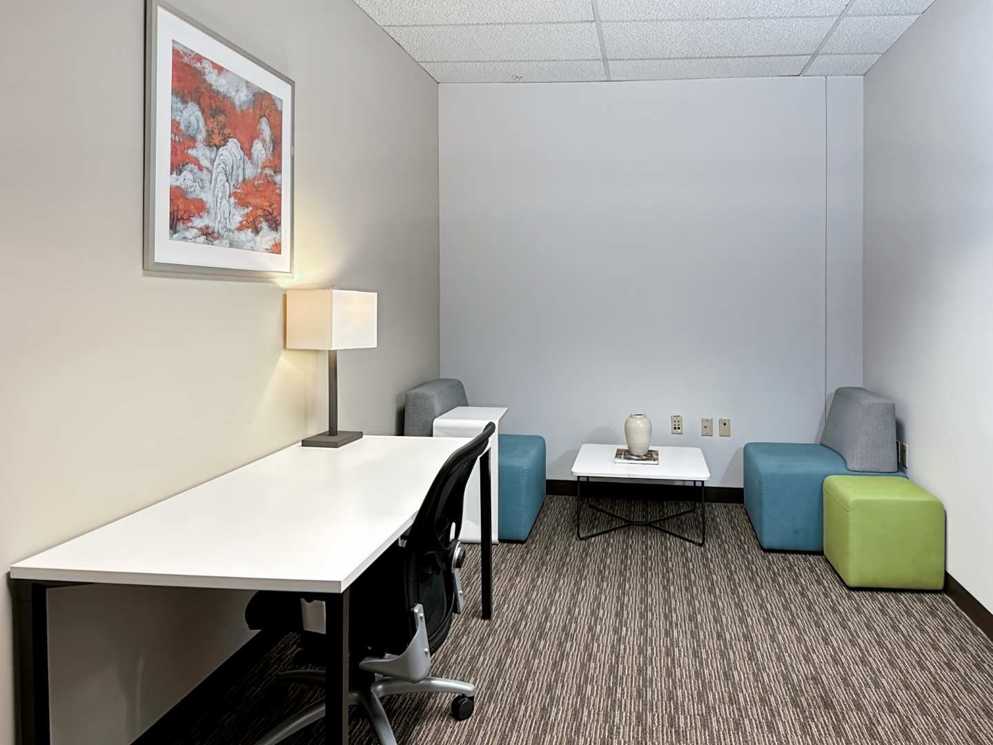 Flexible office memberships in HQ Somerset Interchange