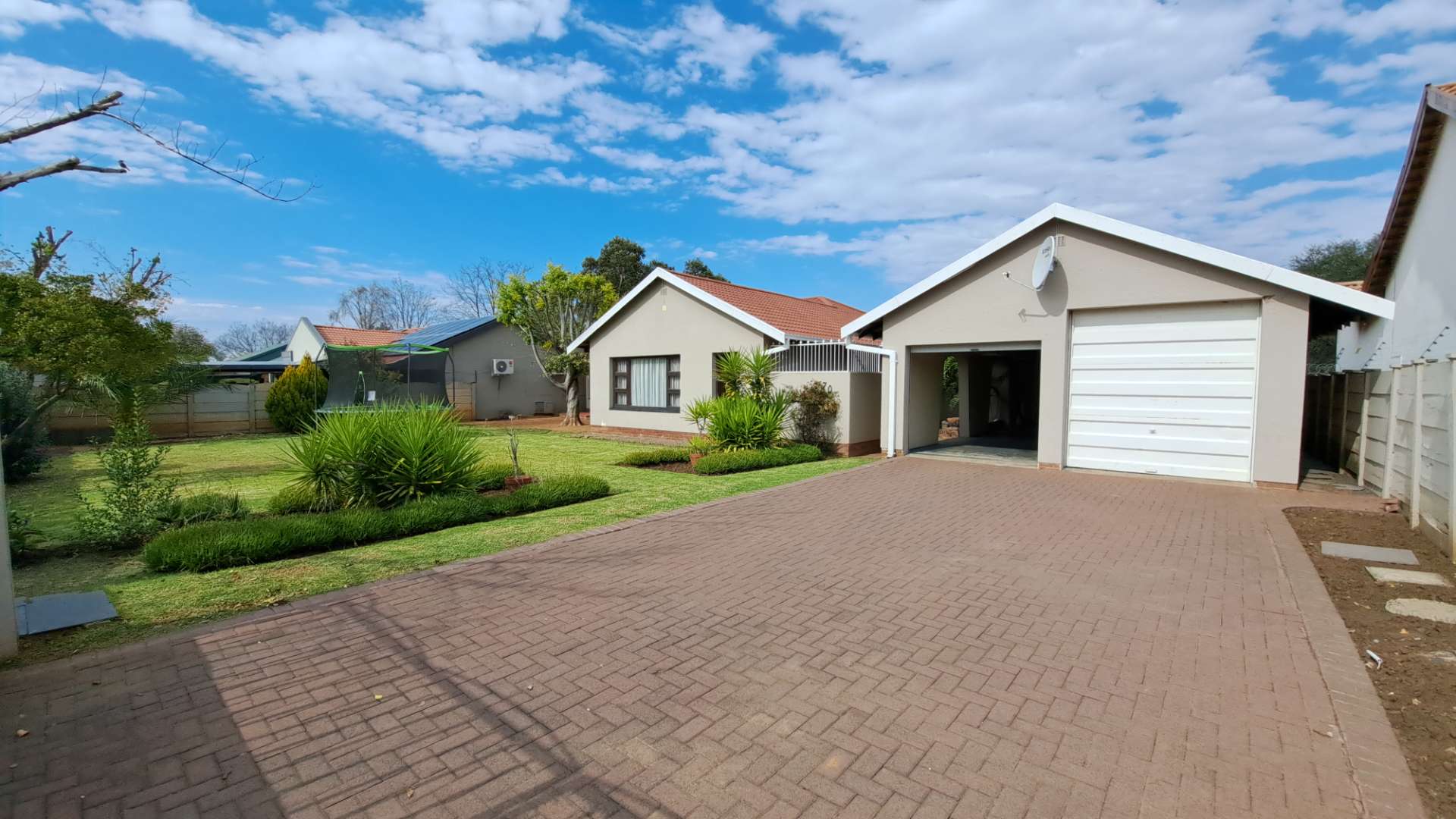 Bayswater Property property and houses for sale in Bayswater