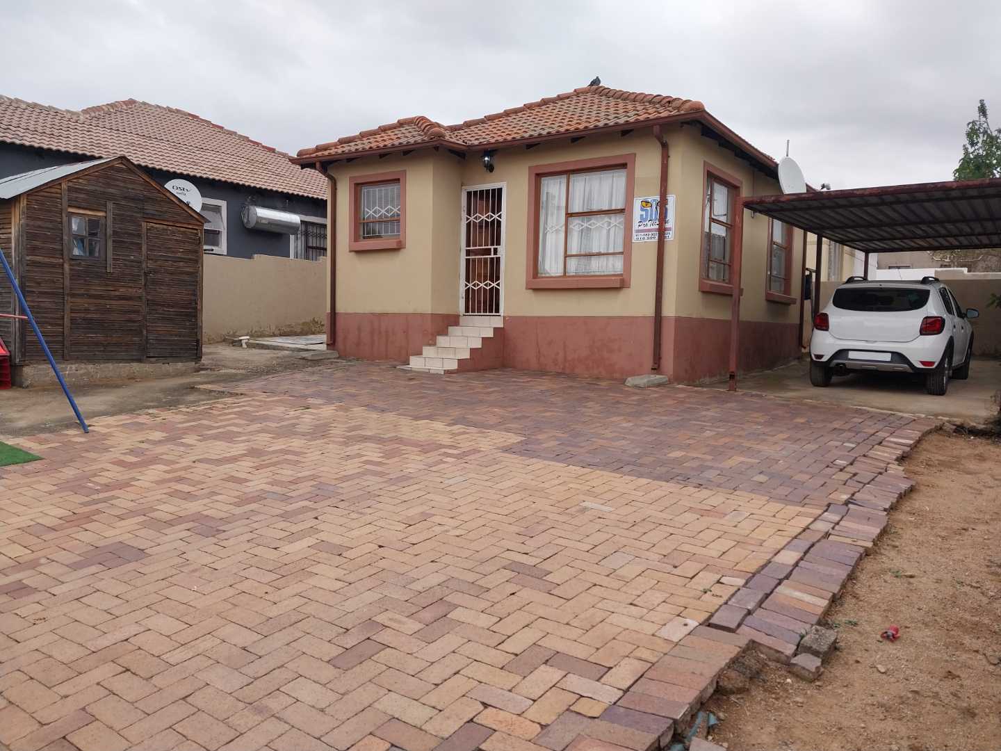 2 Bedroom House in Cosmo City For Sale R799,000 2170147
