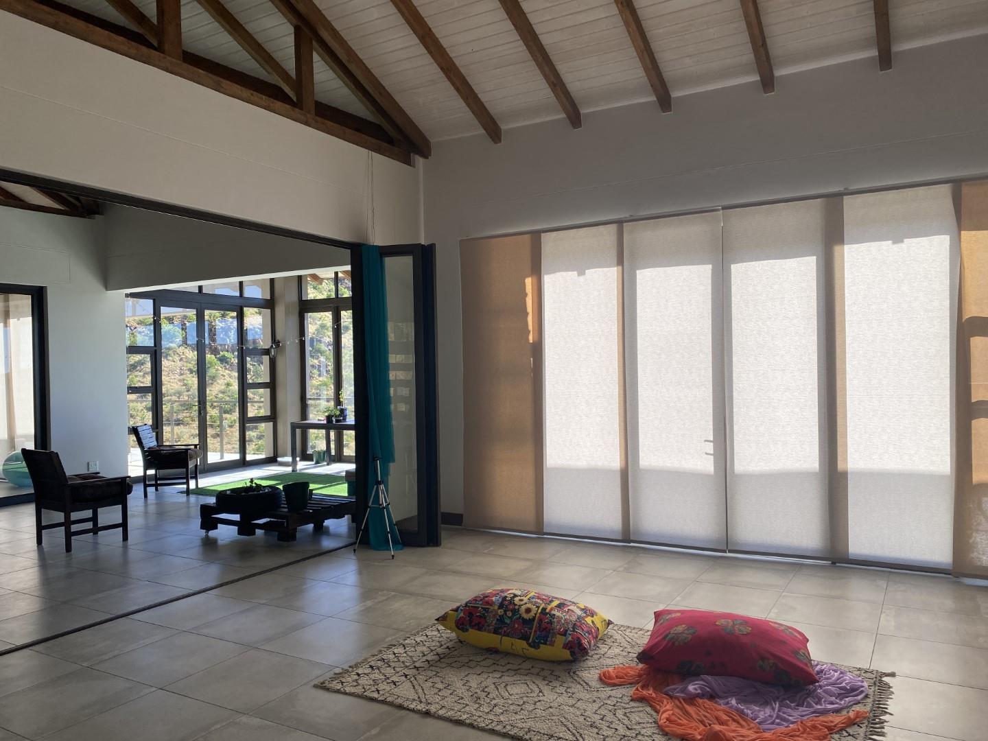 Regenstein Estate House for Sale 5BR/5BA, scenic views, outdoor oasis