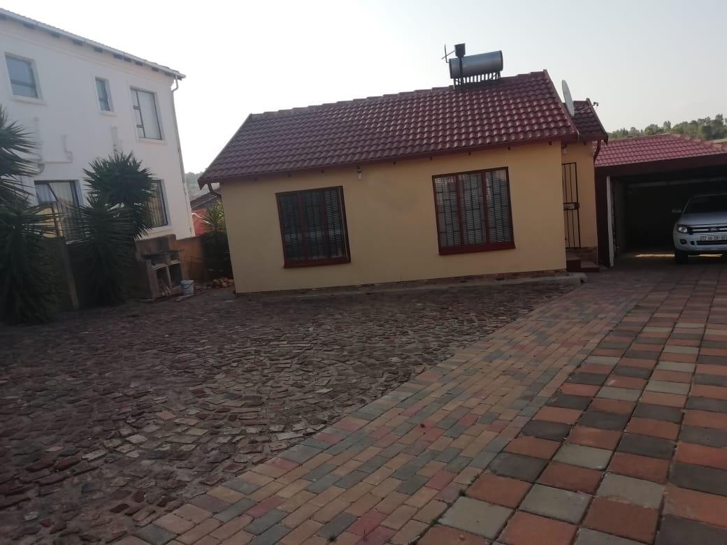 House For Sale in Olievenhoutbosch