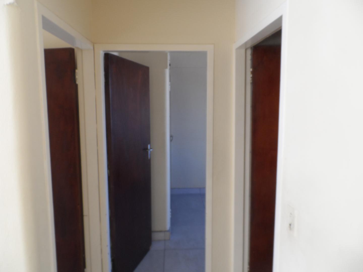 2 Bedroom Apartment in Waverley To Rent R6,470/month 2209183
