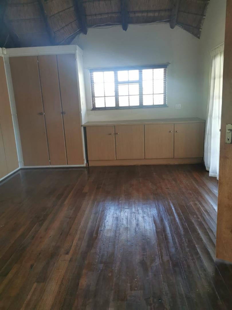 Cottage To Rent in Vorna Valley Includes water, prepaid electricity