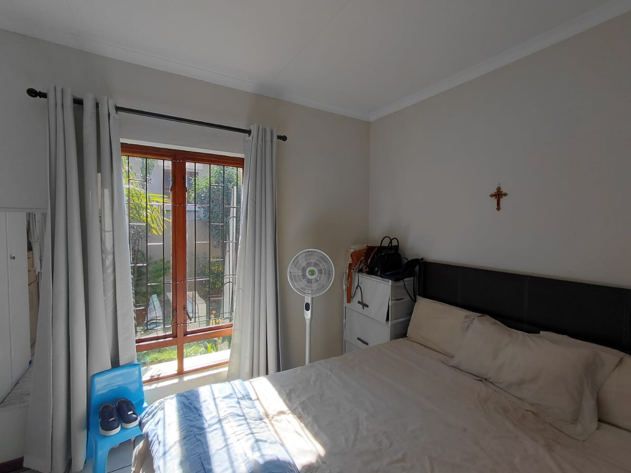 property-image