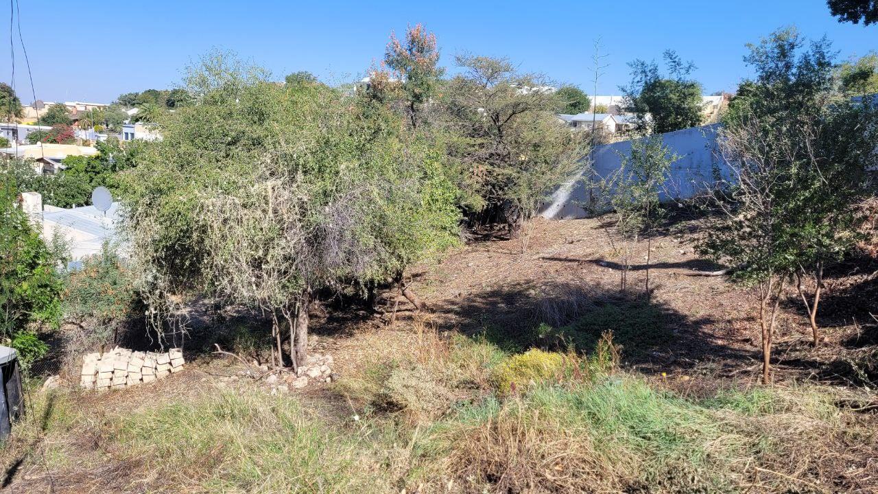 Prime Eros Park Vacant Land for Sale Unique Development Opportunity