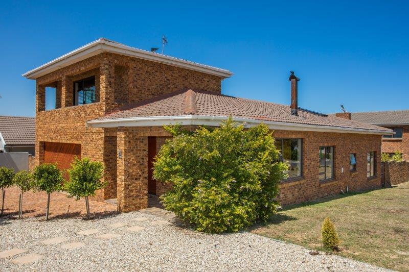 Brackenfell Property property and houses to rent in Brackenfell