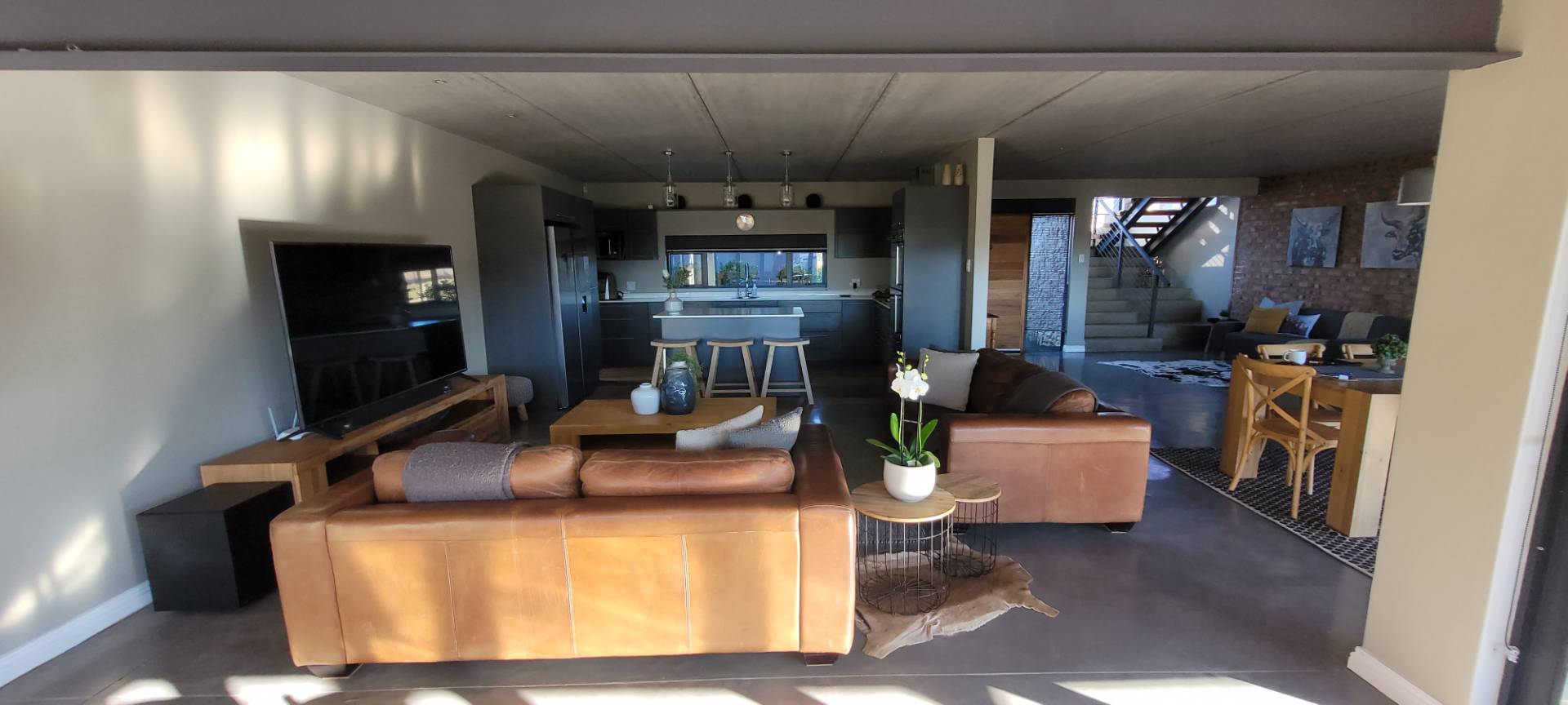 Bloemfontein House For Sale in Somerton Estate, Bloemfontein was listed for R4,200,000.00 on