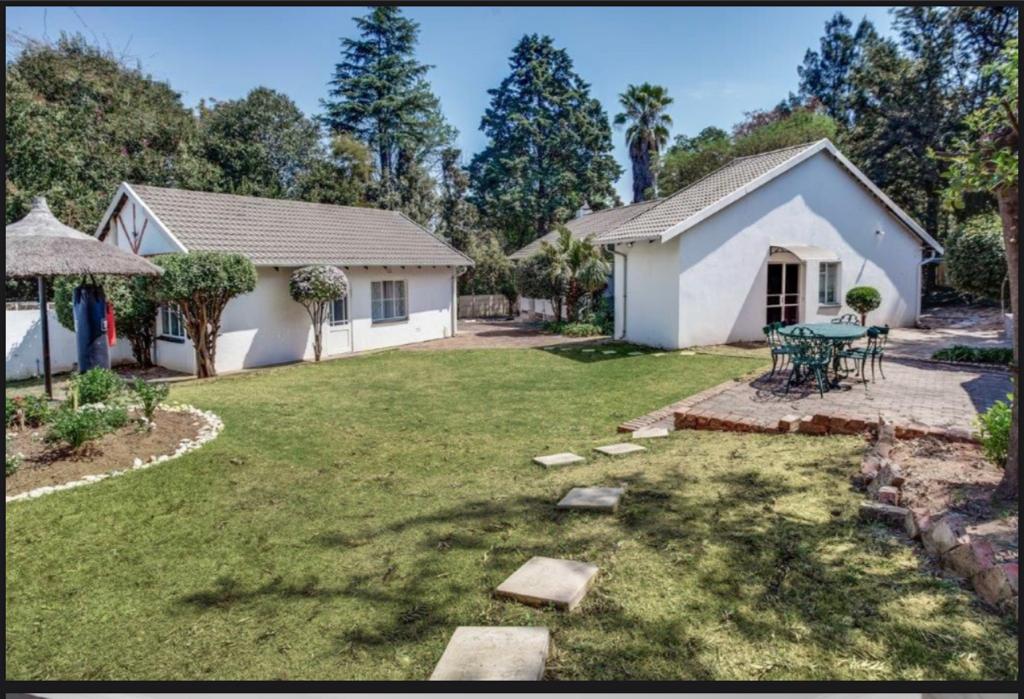 Fontainebleau Property property and houses to rent in Fontainebleau