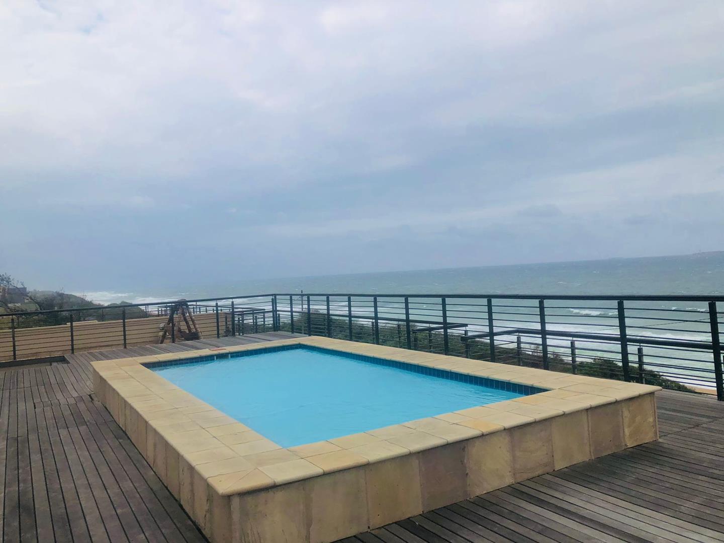 To Let - On the Beach 2 Bedroom Apartment La Mercy
