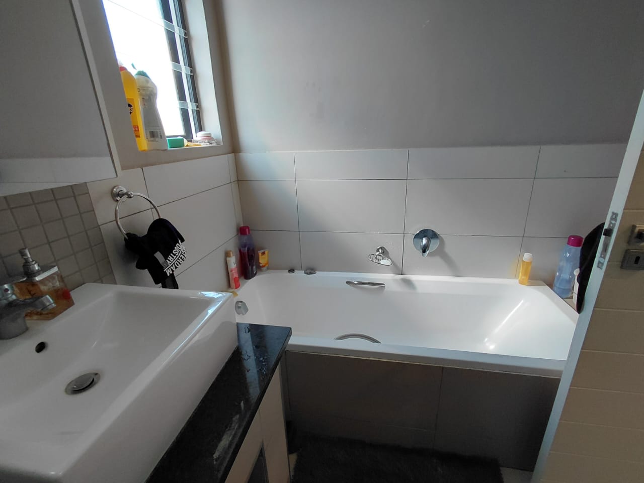 property-image