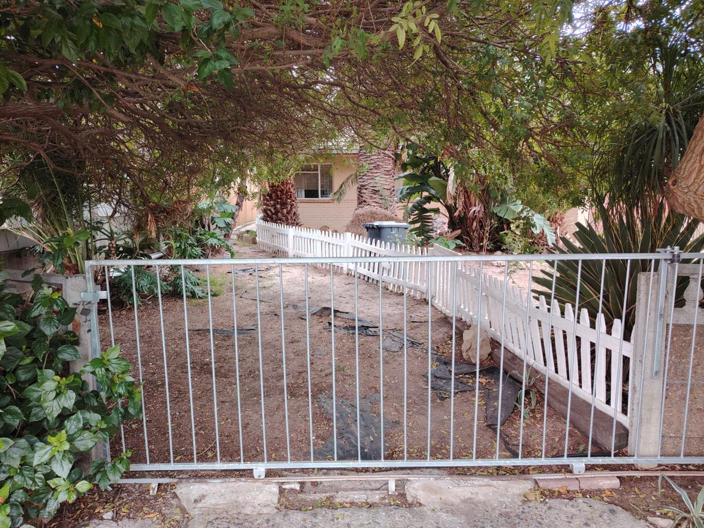 Charming Oakdale Cottage To Rent WiFi, Ensuite, Garden, Secure