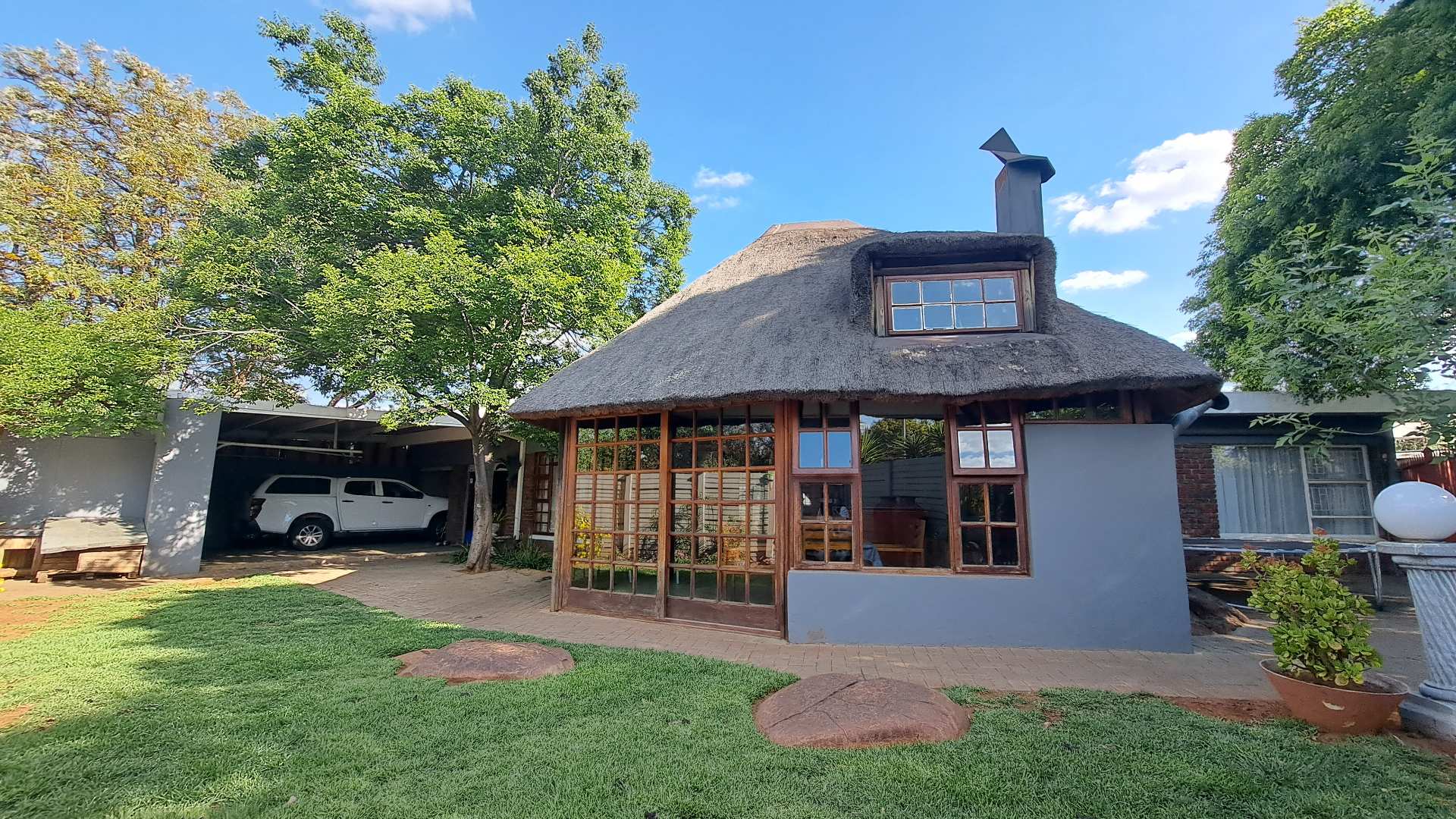 4 Bedroom House For Sale in Generaal De Wet 2191547 MyProperty