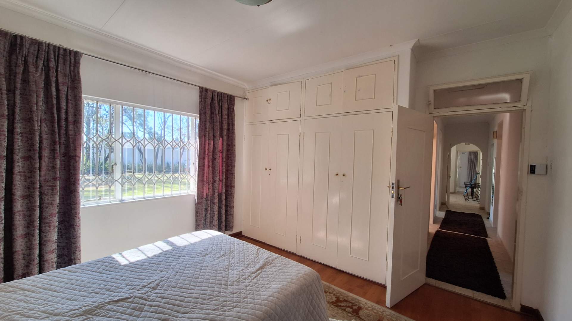property-image
