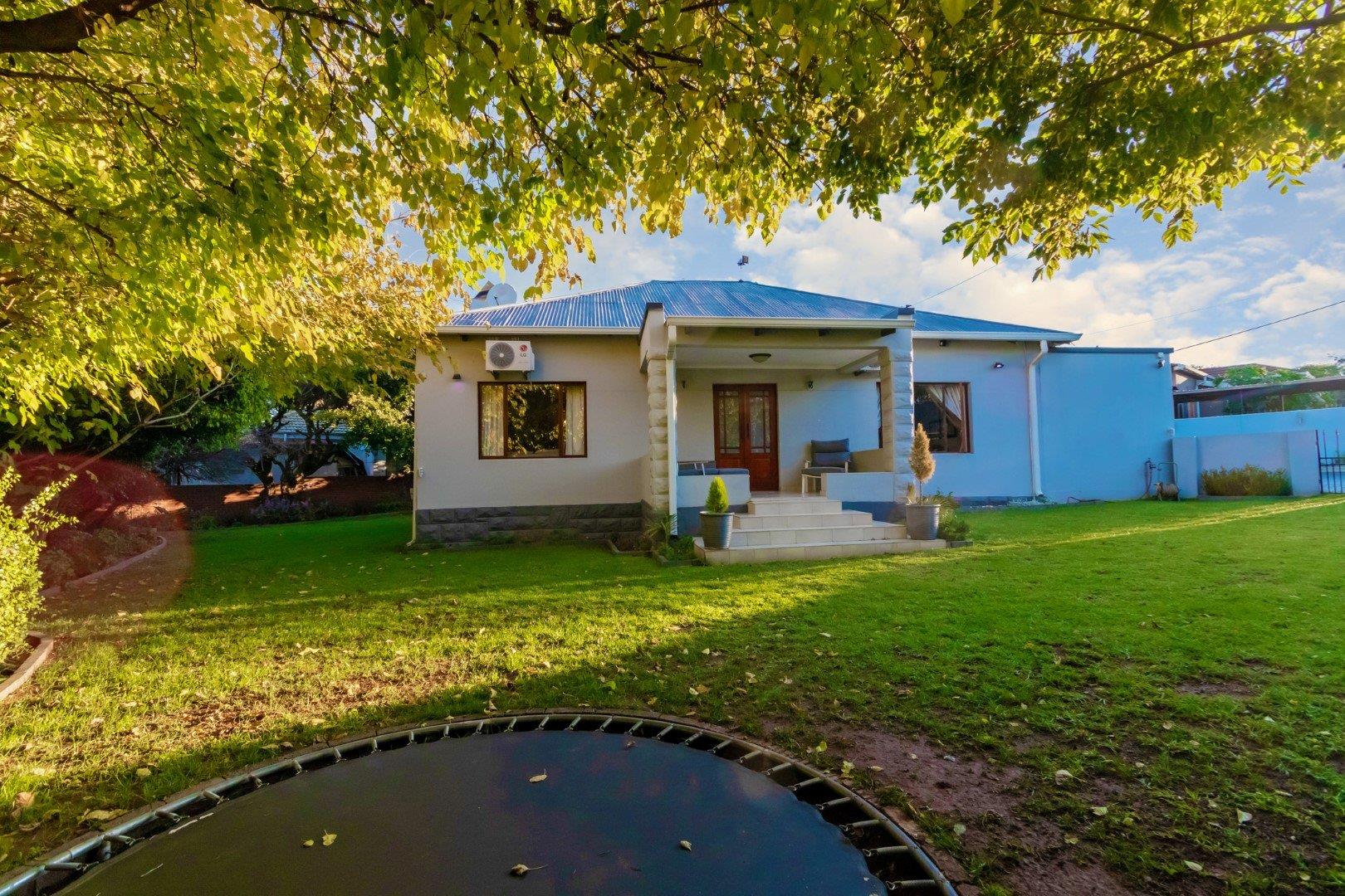 3 Bedroom House For Sale in Sydenham for R2,380,000 1962475