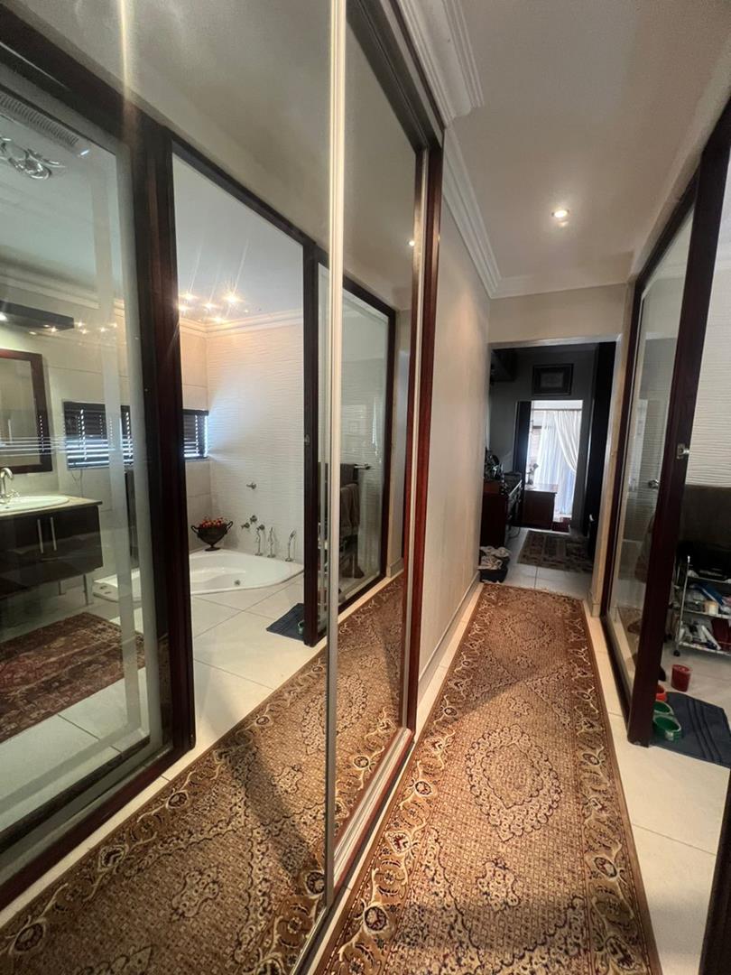 Luxurious House for Sale in Ludwigsdorf MustSee Features! 2209917