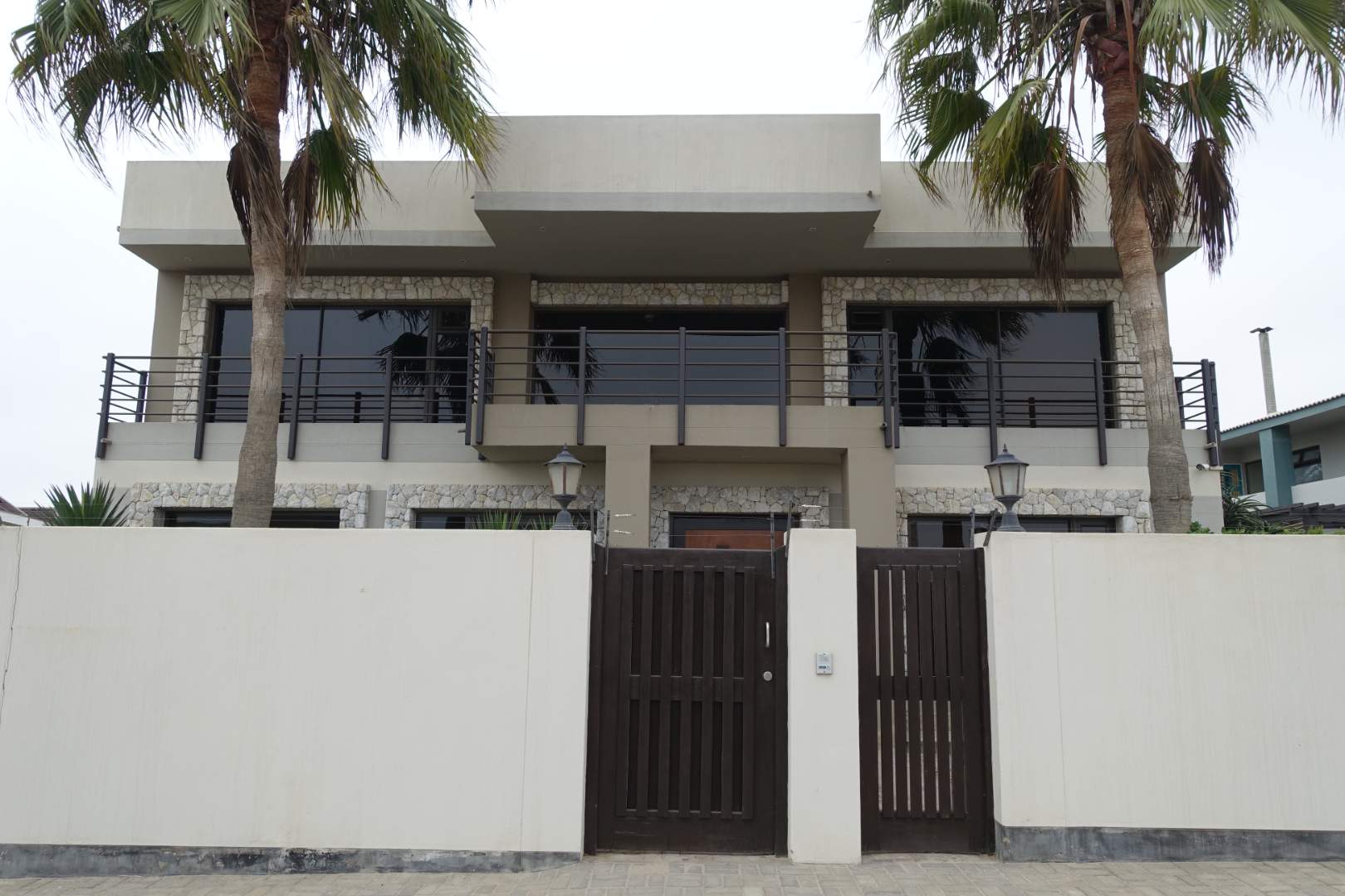 Ocean View House For Sale Rooftop Terrace, Wellness Deck, 2Bedroom Flat! 2076530 MyProperty