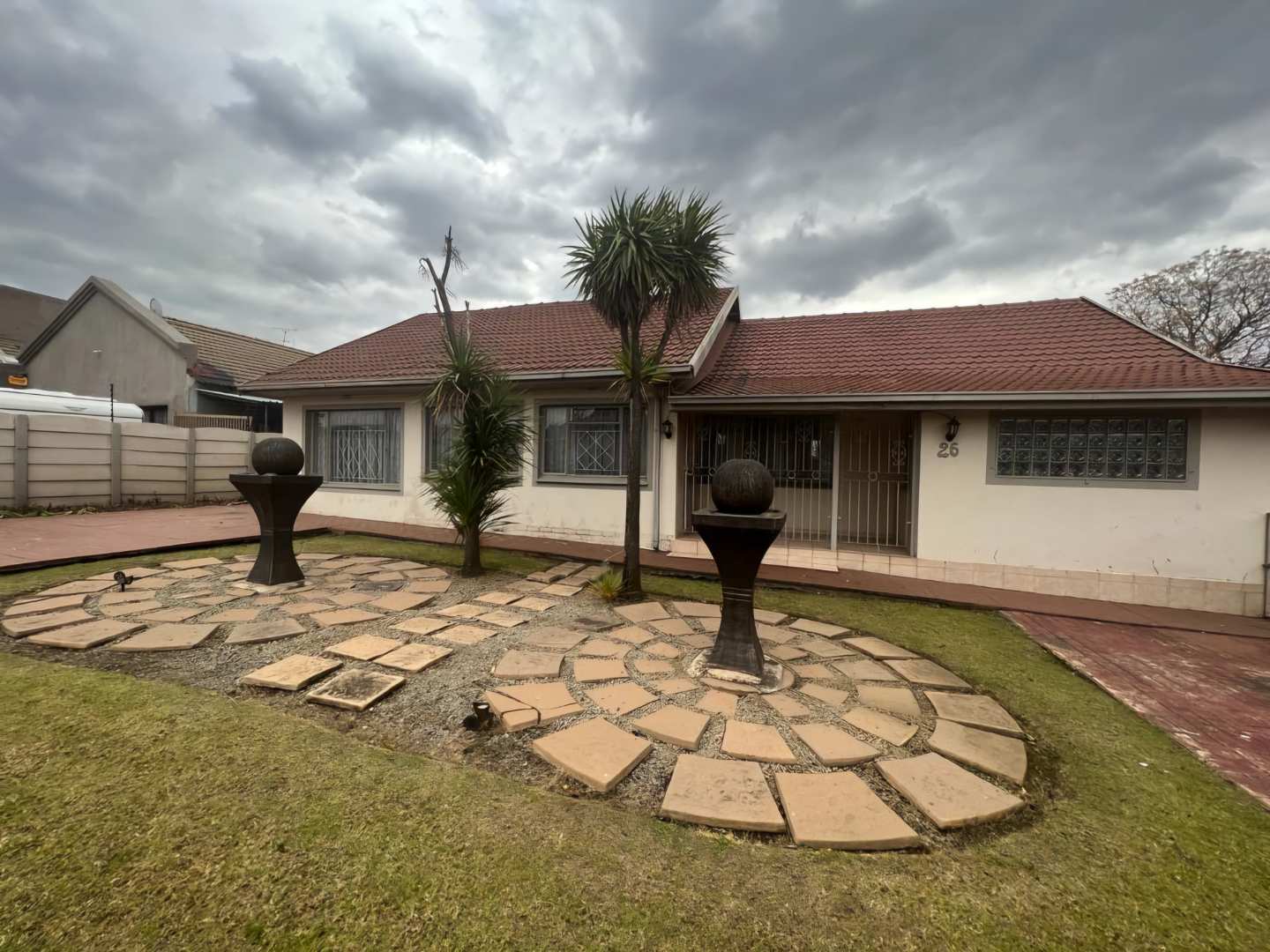 Stunning House For Sale in General Alberts Park with Modern Features