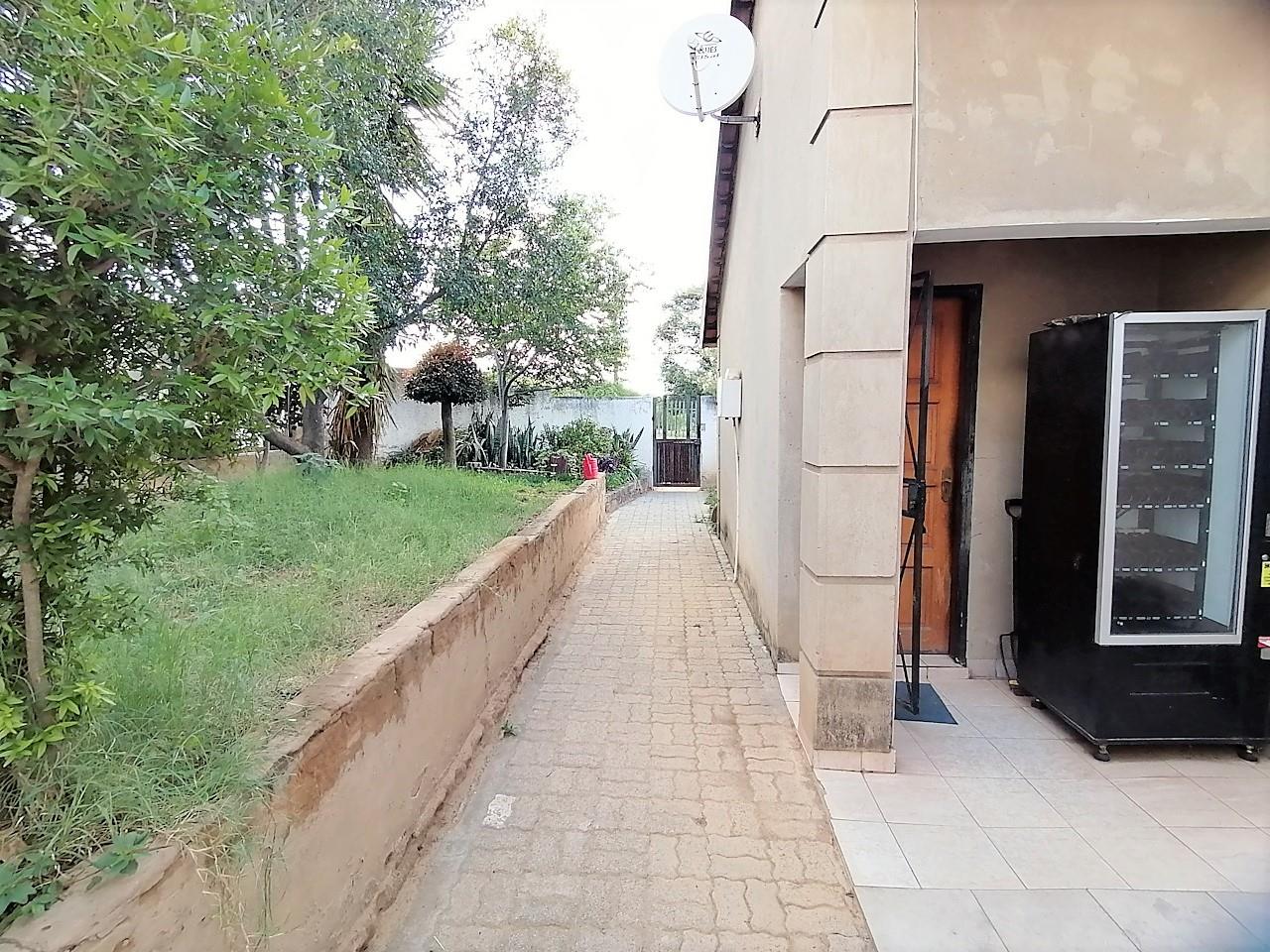 4 Bedroom House in Cosmo City For Sale R900,000 2078201