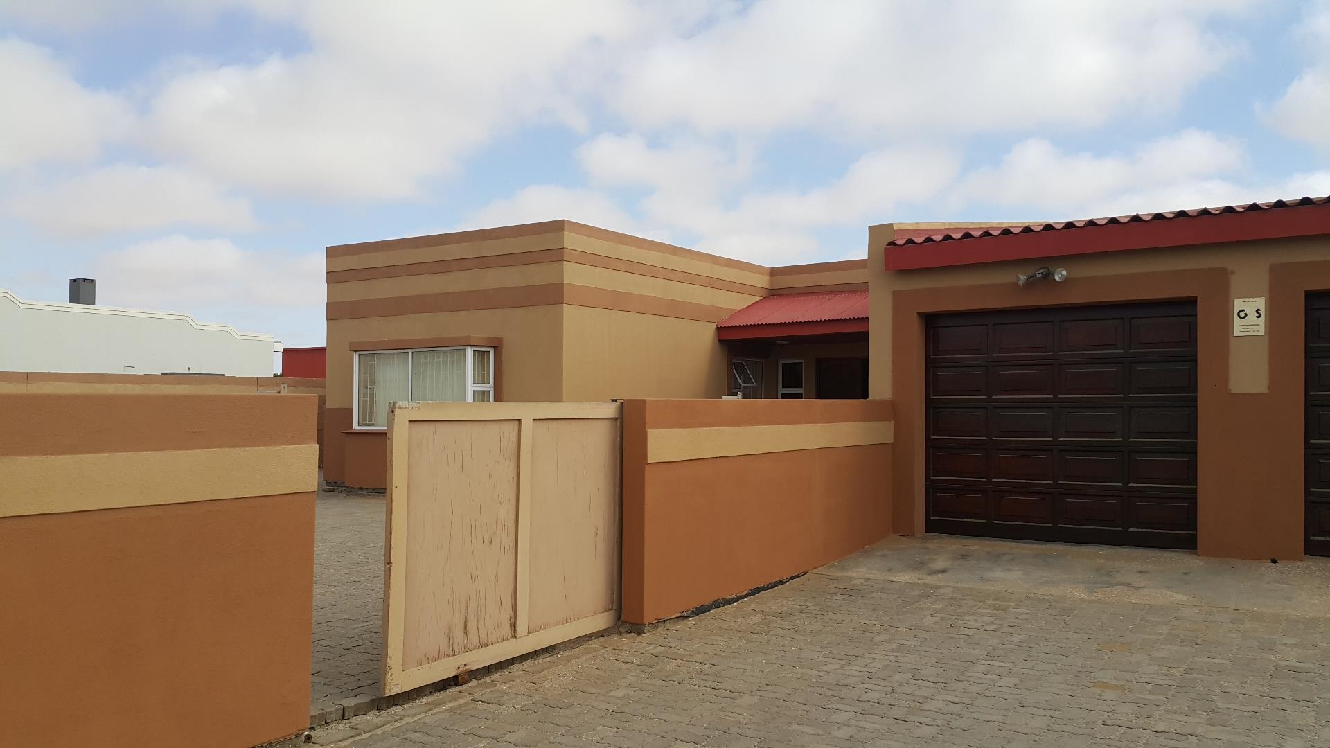 House For Sale In Walvis Bay Central, Walvis Bay, Erongo for POA