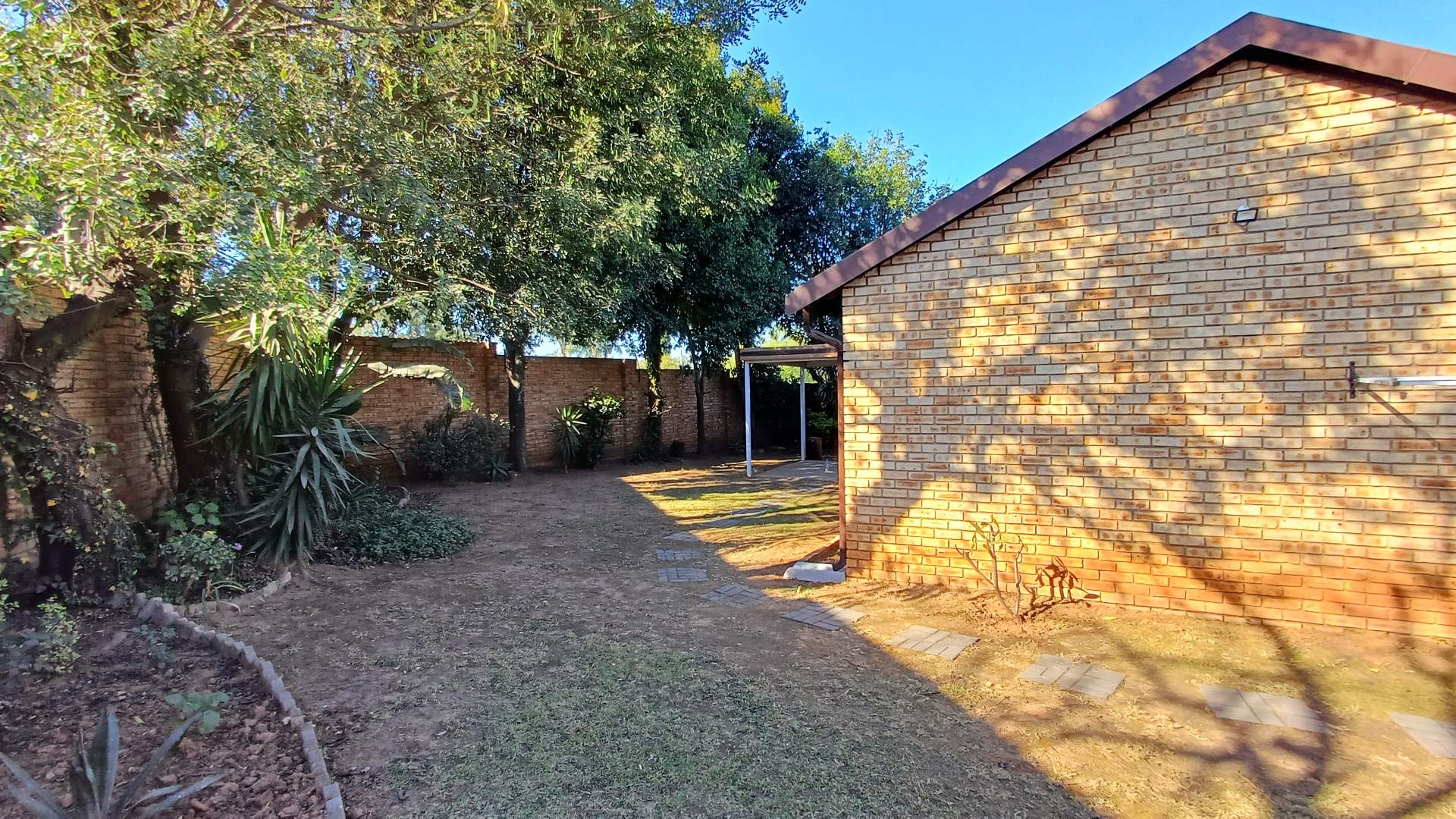 property-image
