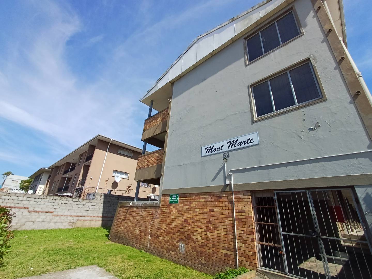 Ground Floor unit with access to communal garden