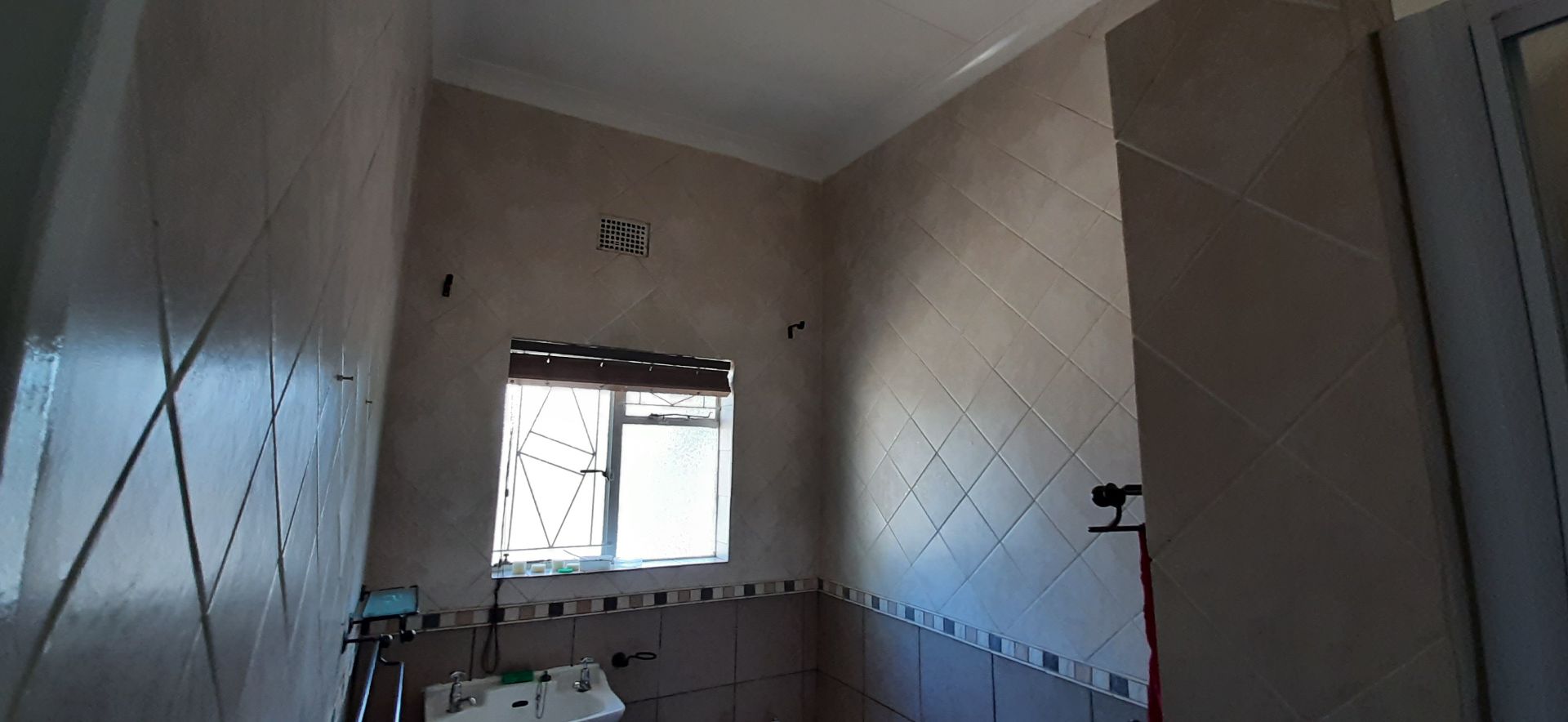 5 Bedroom House in Park West, Bloemfontein For Sale for R2,650,000