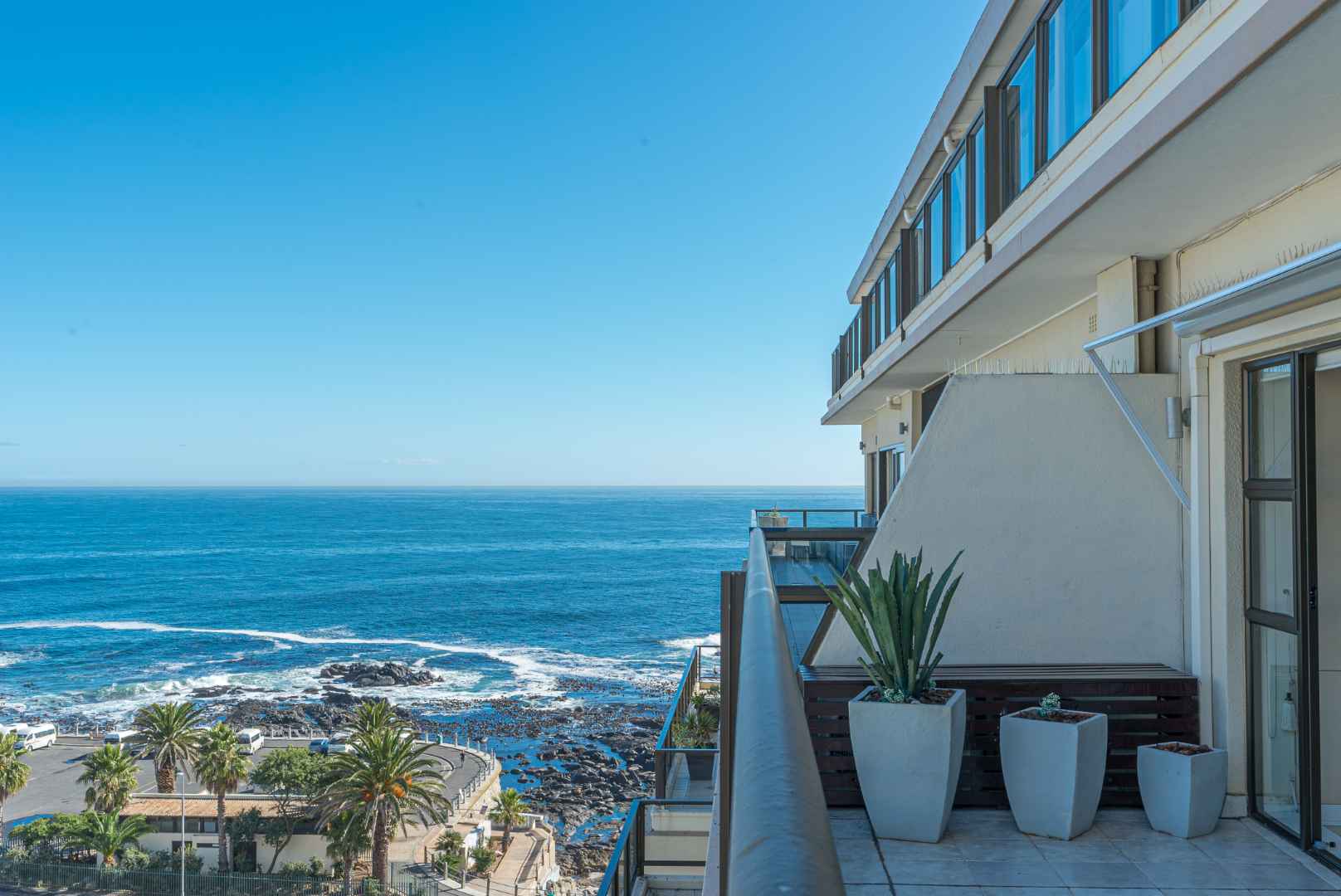 Sea Point Apartment For Sale in Sea Point, Cape Town was listed for