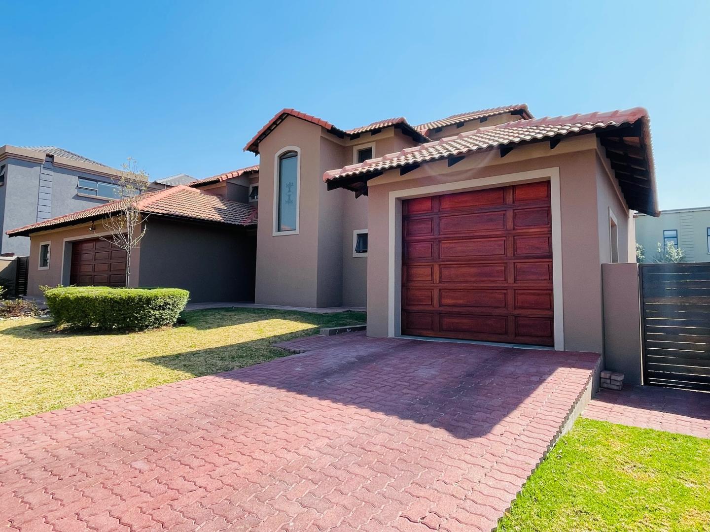 4 Bedroom House For Sale in Midlands Estate 2179539 MyProperty