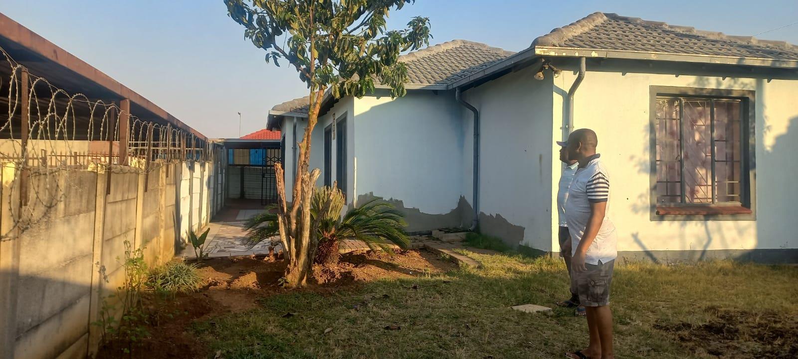 3 Bedroom House in Nellmapius For Sale R950,000 2199652