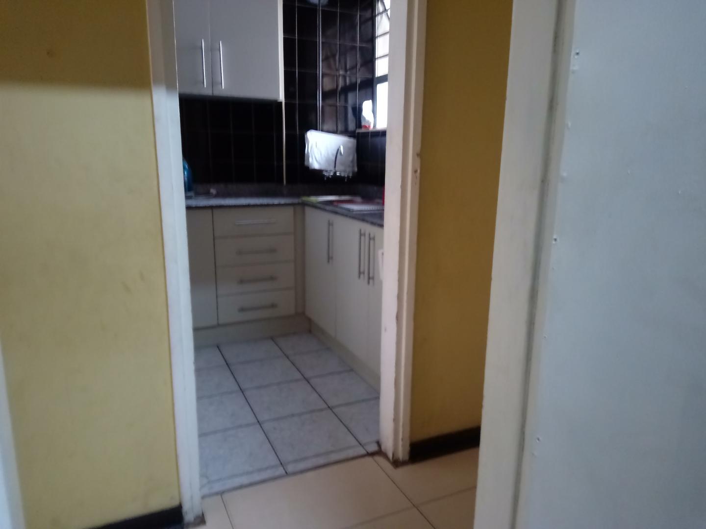 Affordable unit for sale in the heart of Durban CBD.