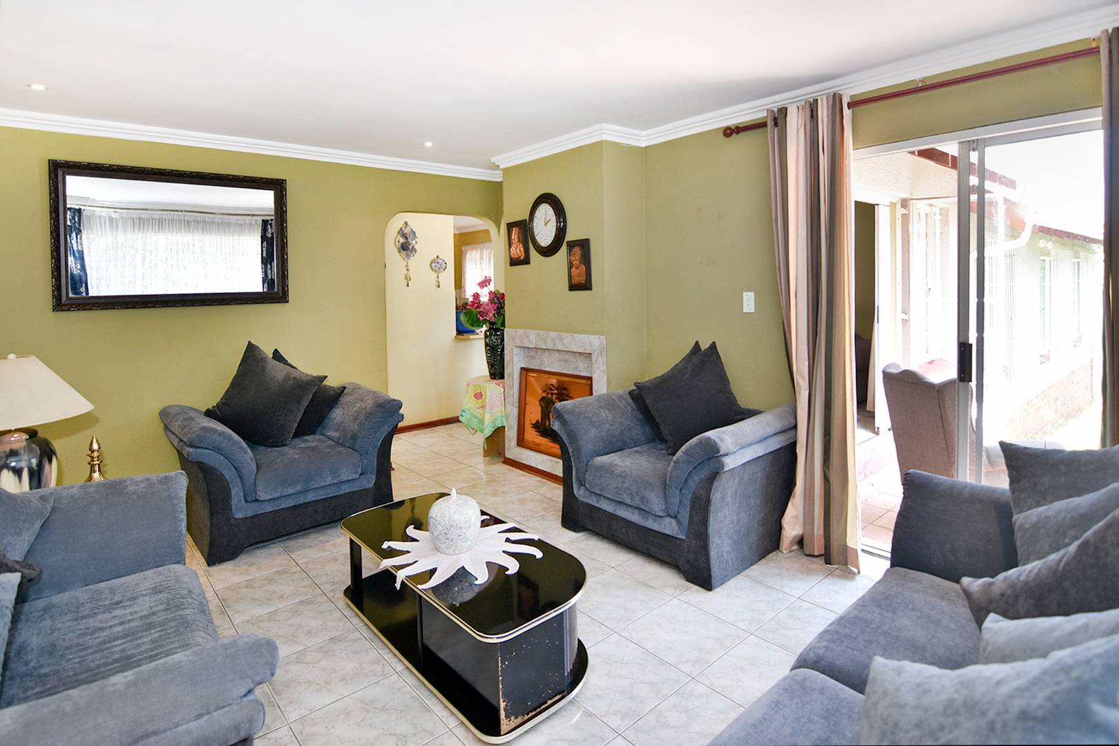 Spacious Family Home for Sale in Fourways, Fairfield Estate 2172129